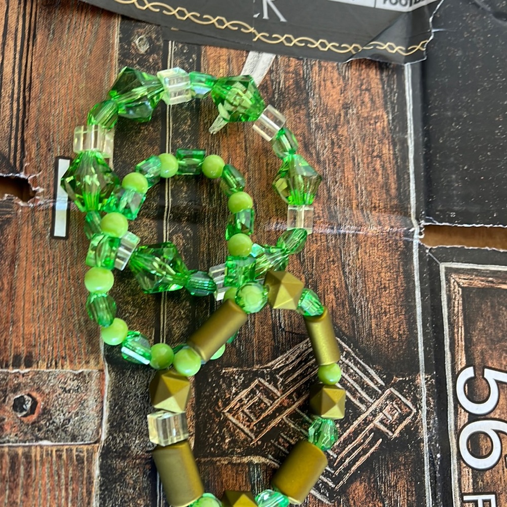 Green bracelets set